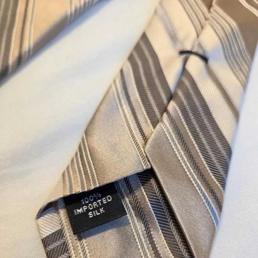 Michael Kors Imported Italian Silk Necktie Gold Brown Cream Business Formal